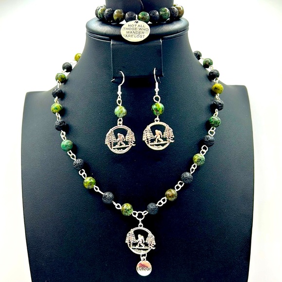 Handmade Big Foot Necklace Set with Natural African Turquoise Stones! - Picture 3 of 11